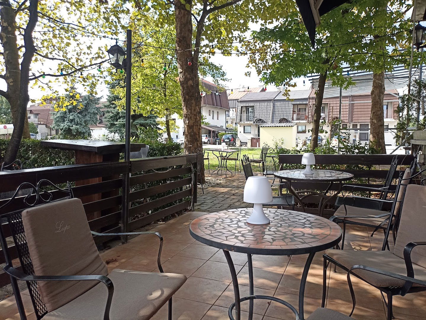 Bocca di Lupo - Bar & Restaurant