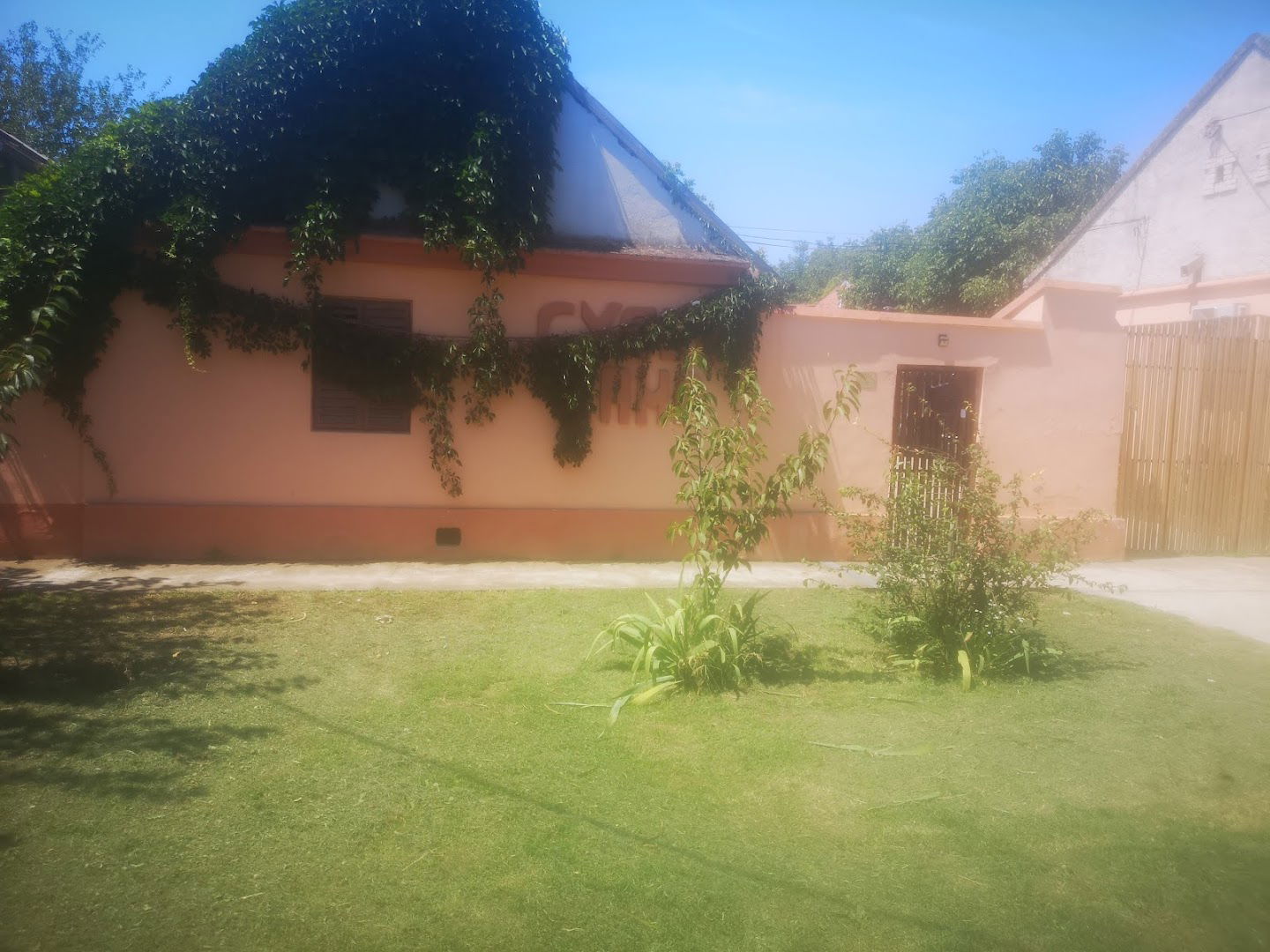 Cyclo Camping and Hostel