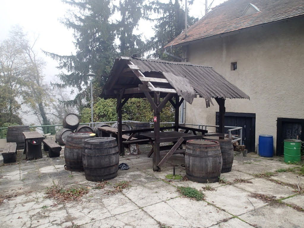 Planinarski dom Vugrovec