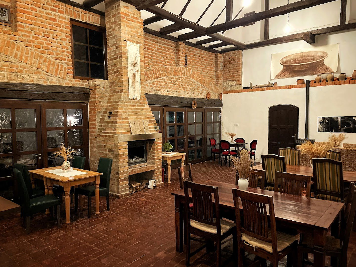 Pensiune-Restaurant Casa Thea