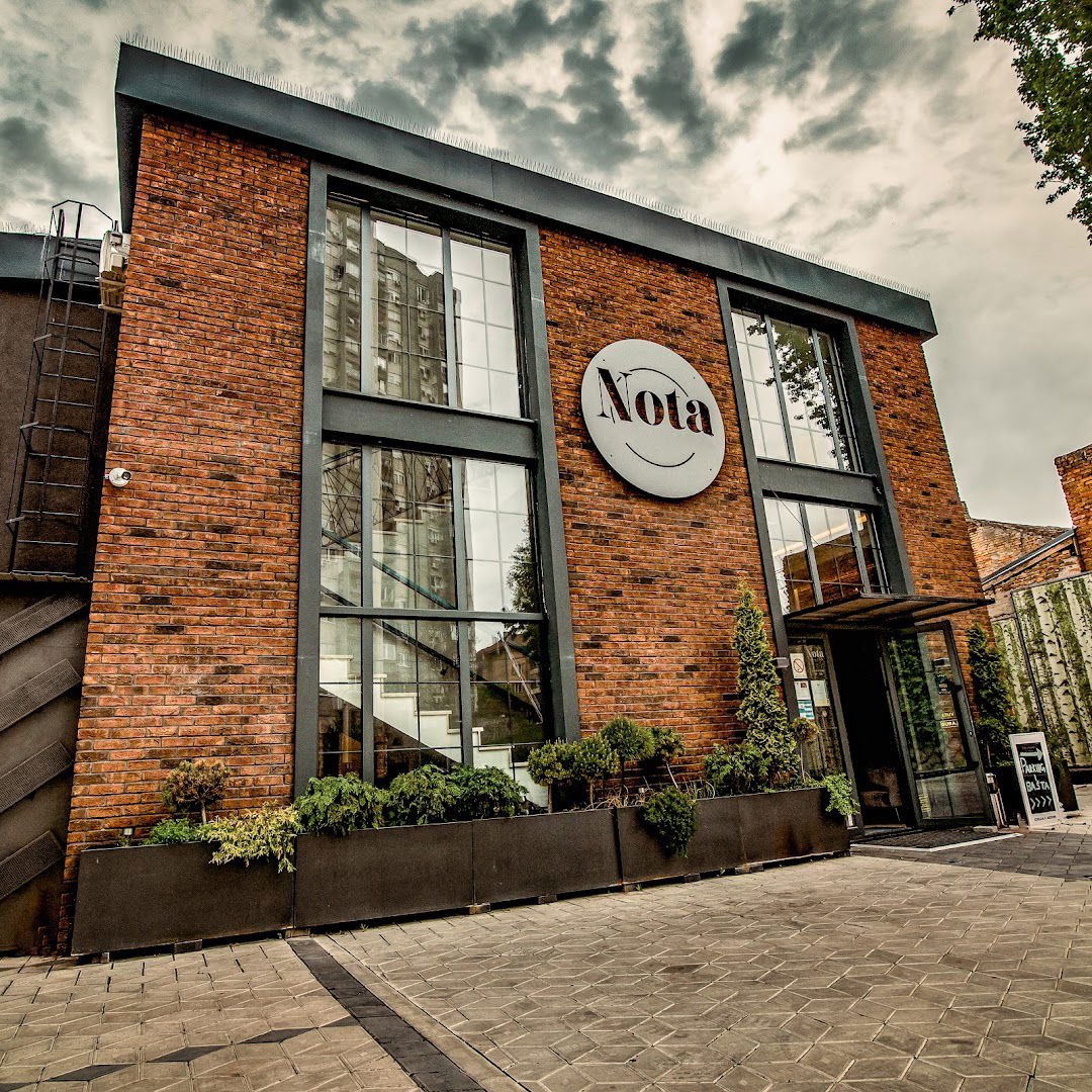 Nota Hotel & Restaurant