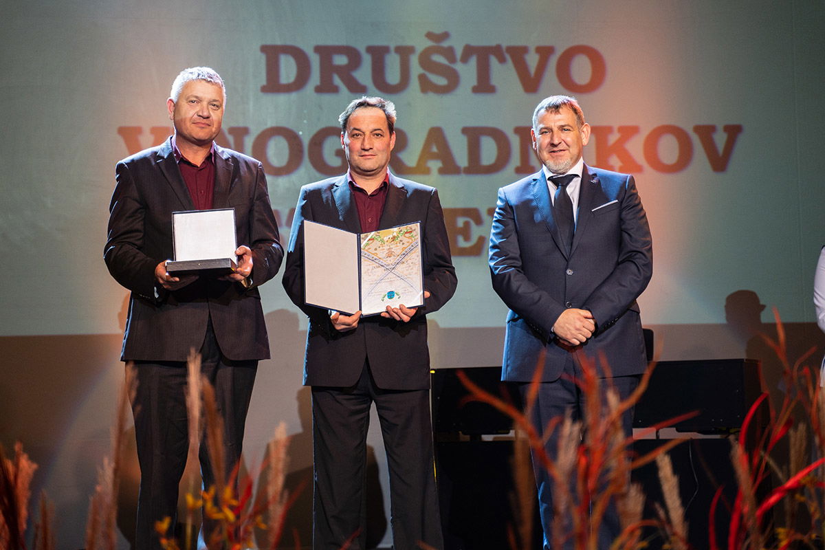 Društvo vinogradnikov Studenec