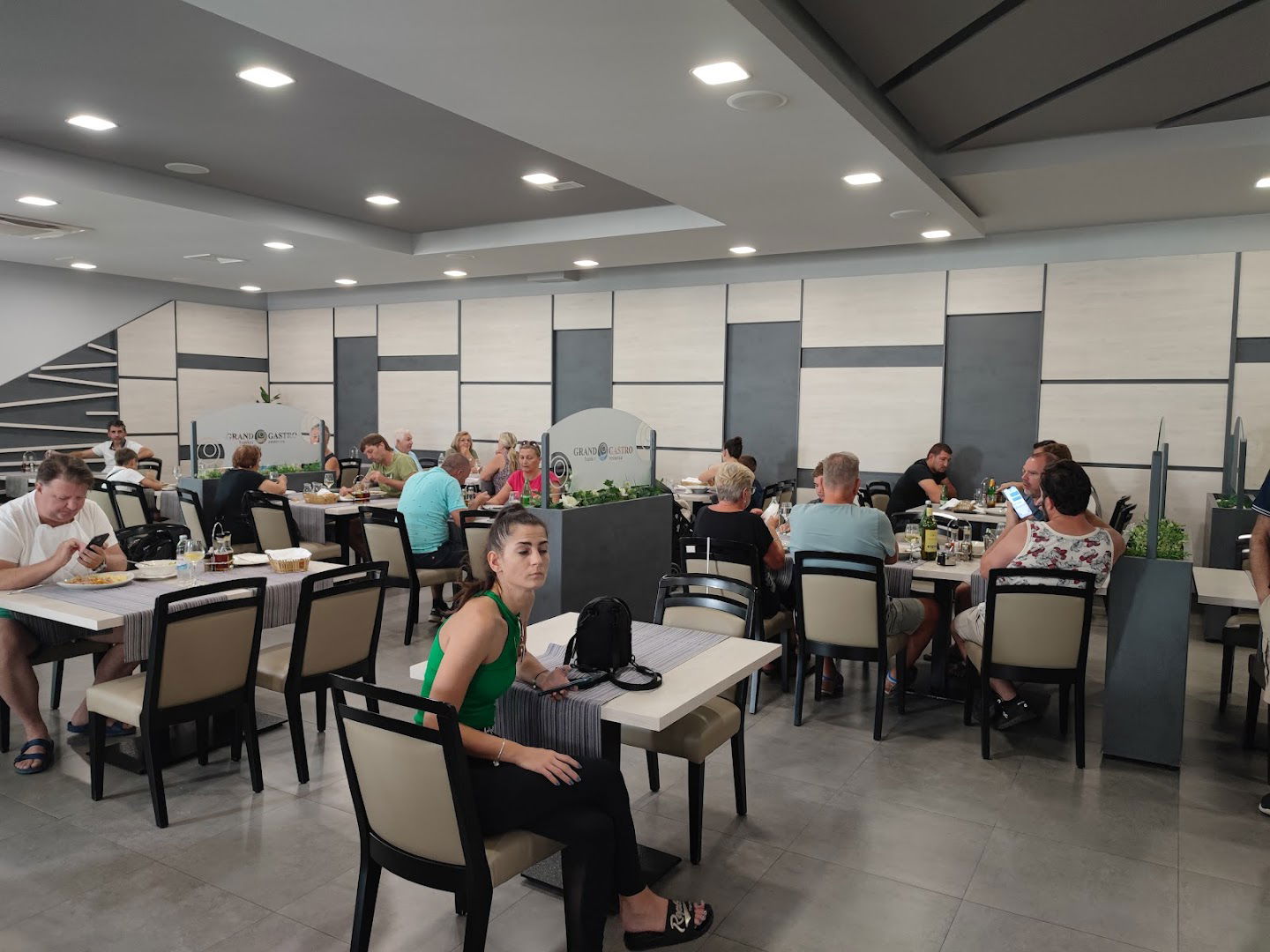 GRAND RESTORAN GASTRO i sala za svečanosti Zadar