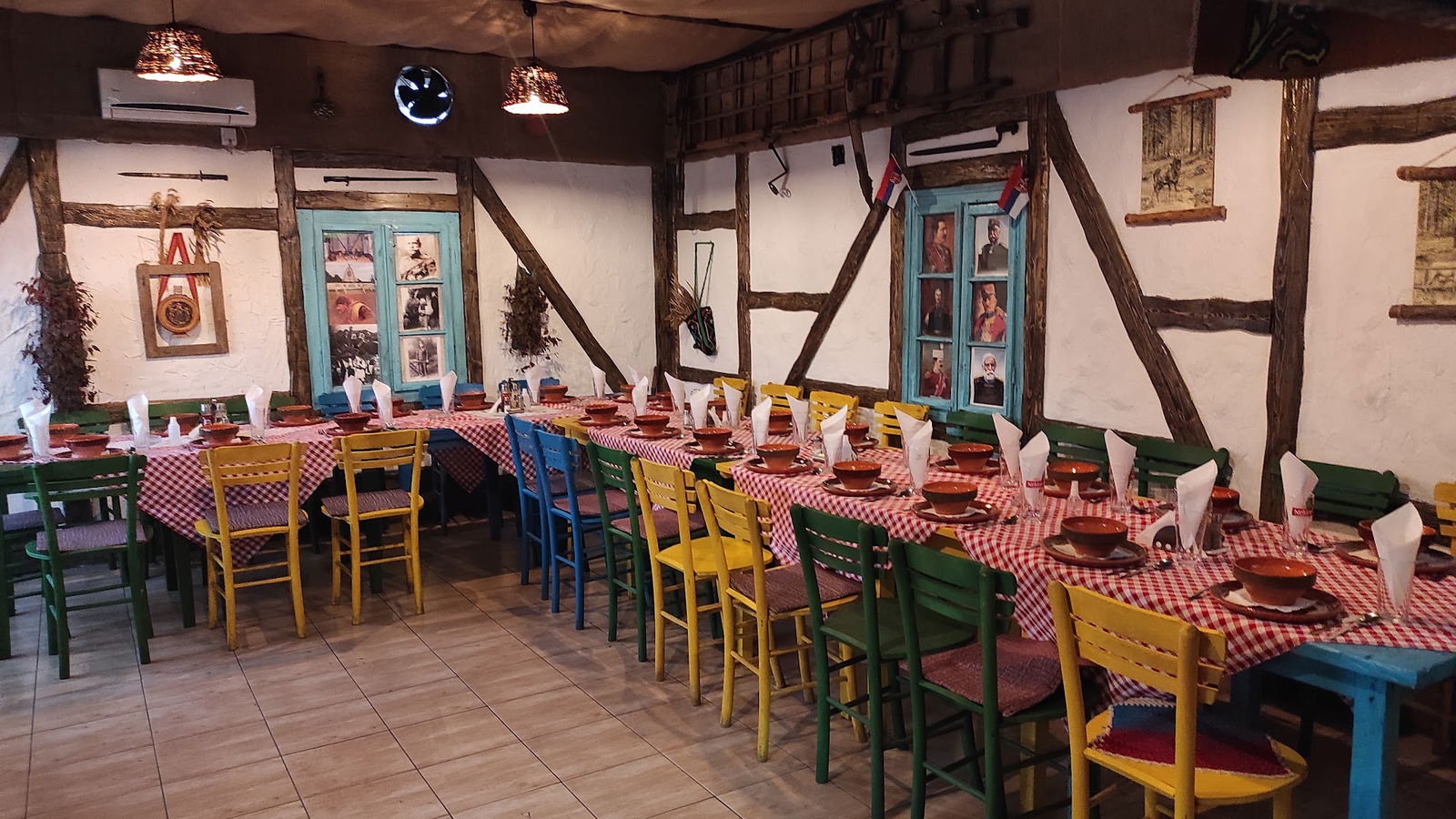 Etno restoran Pocersko Ognjište