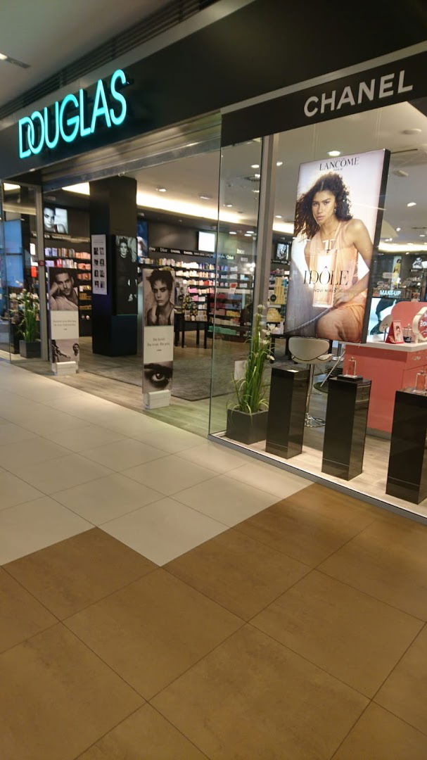 Douglas parfumerija Supernova Zadar