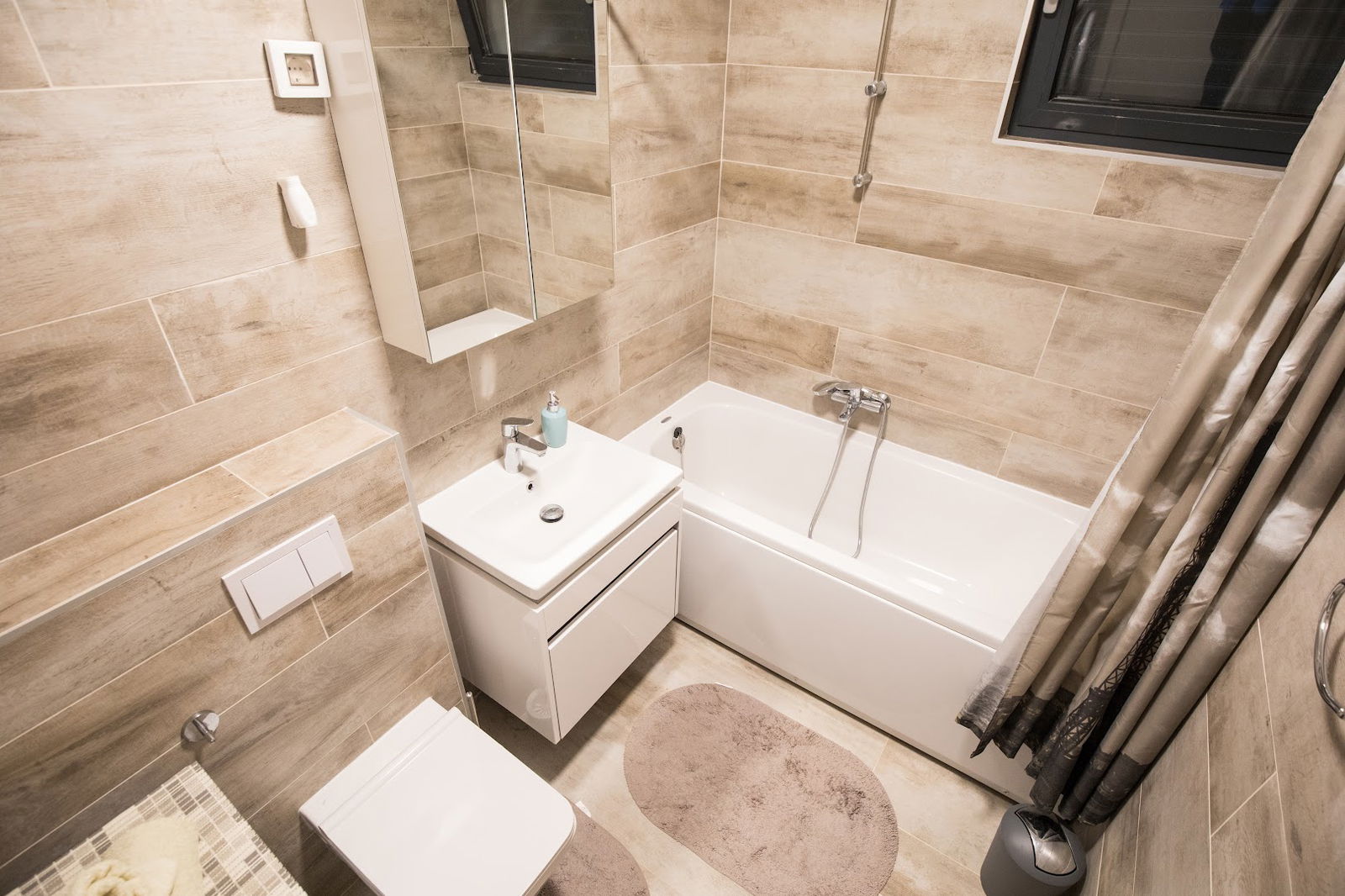 Zara Sunset Apartment