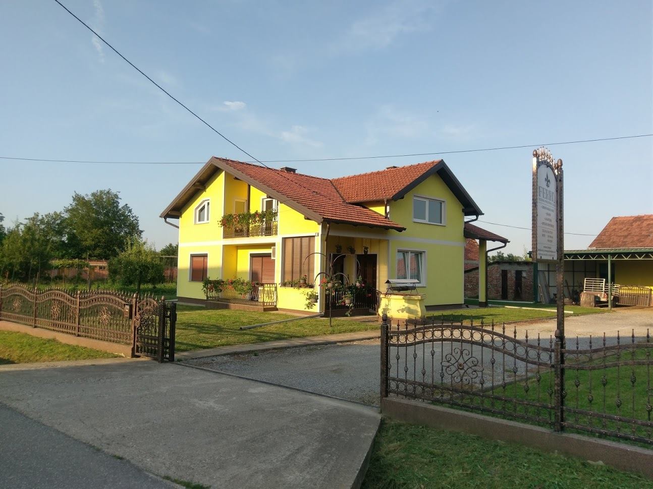 FERRO j.d.o.o., trgovina, proizvodnja i usluge