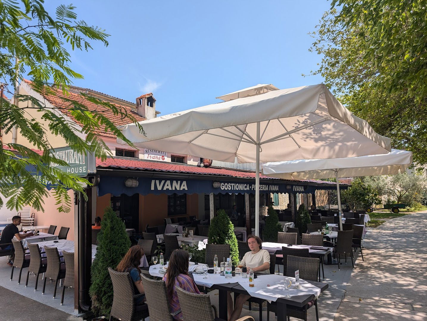 Restoran "Ivana"
