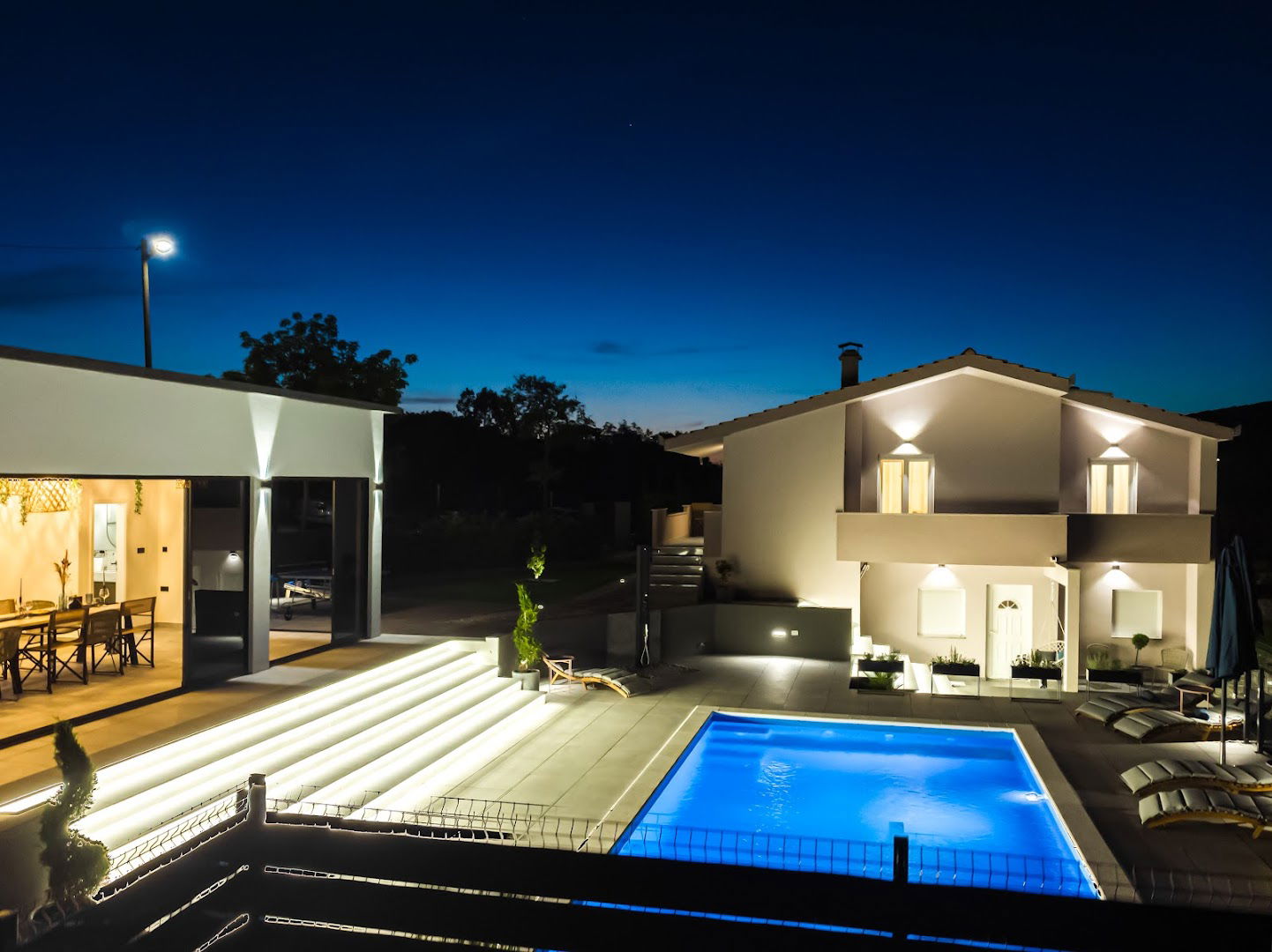 Jackal Holiday House