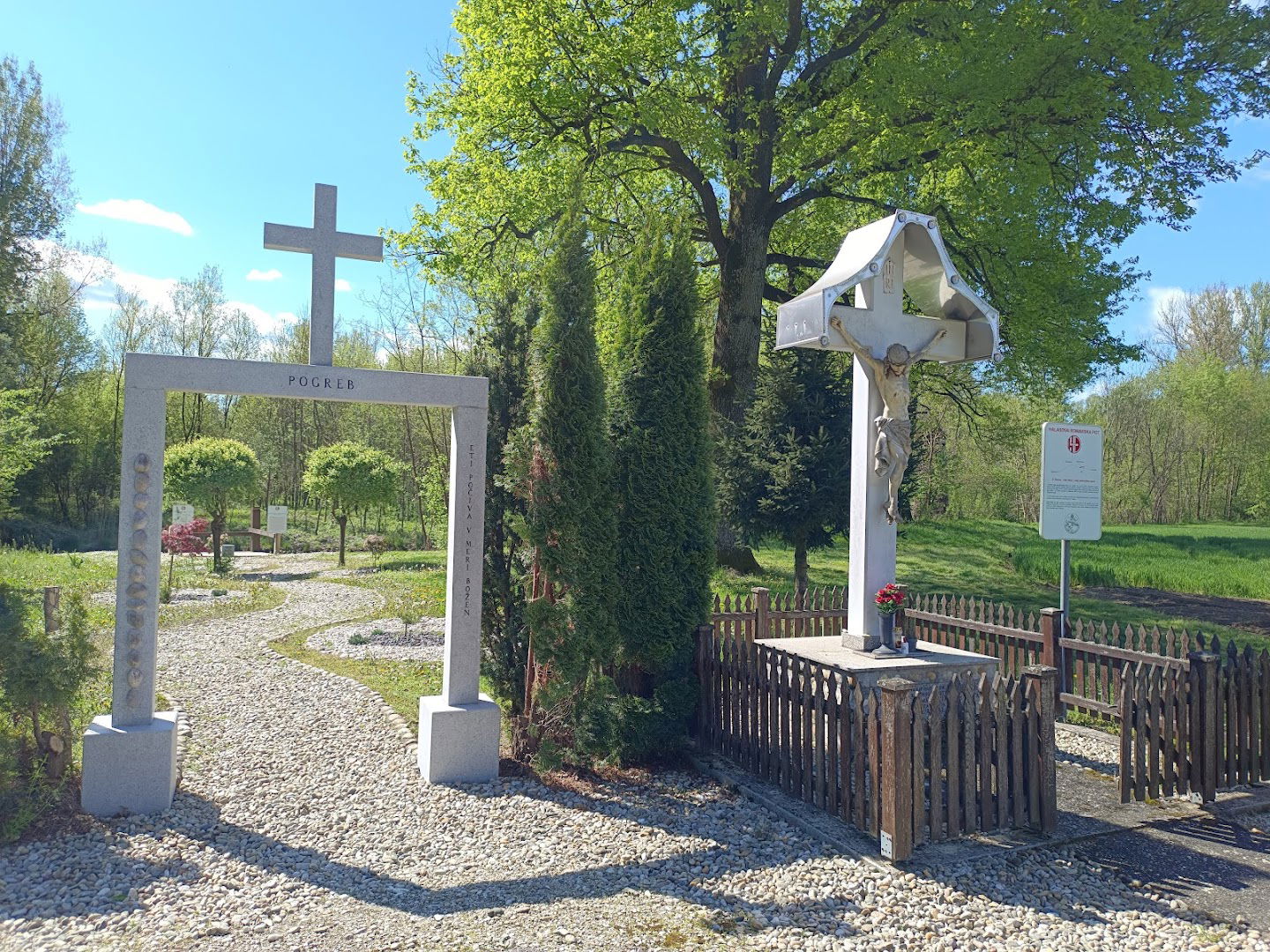 Križev pot na Hotizi