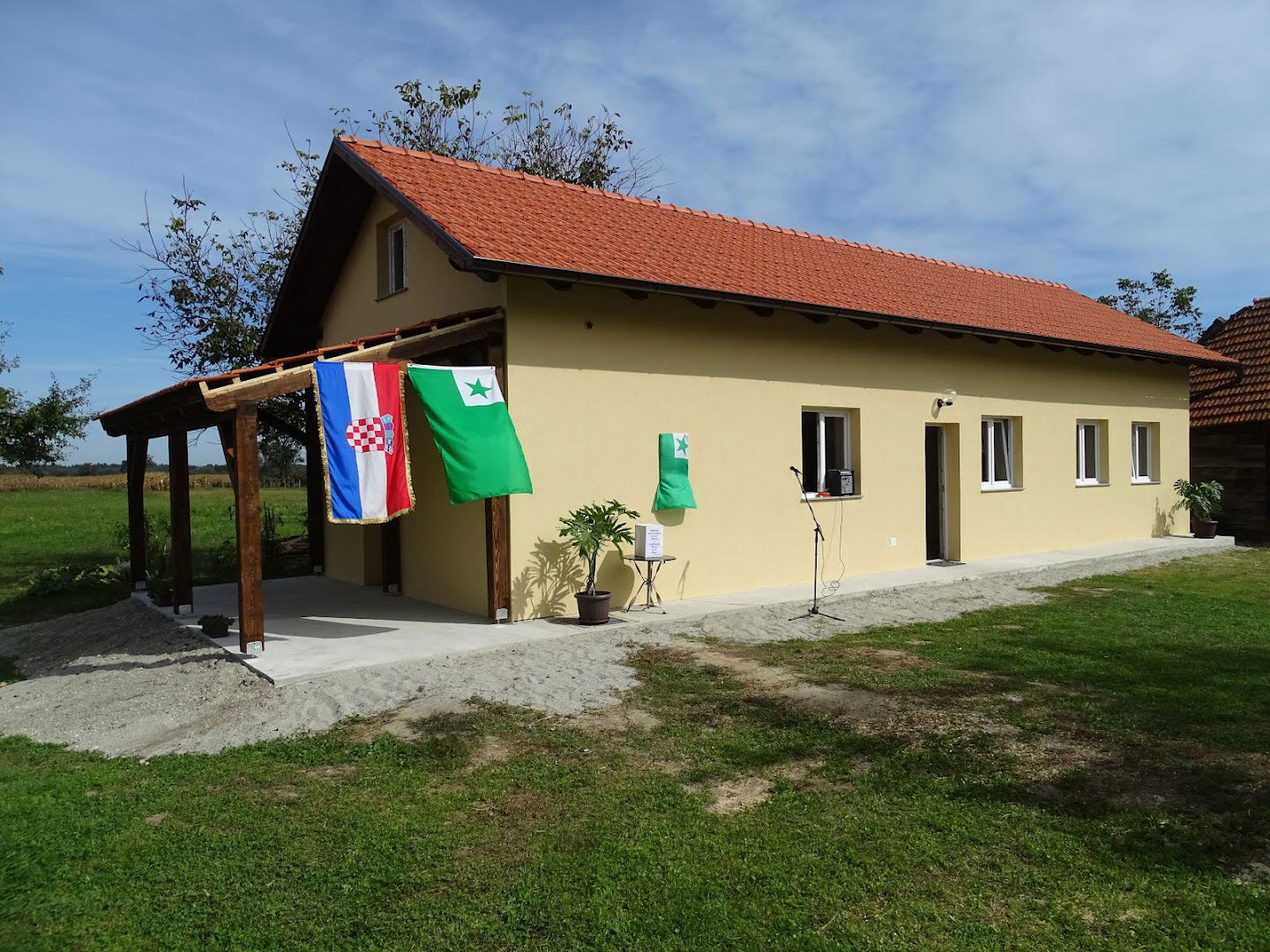 DOKUMENTACIJSKI ESPERANTSKI CENTAR