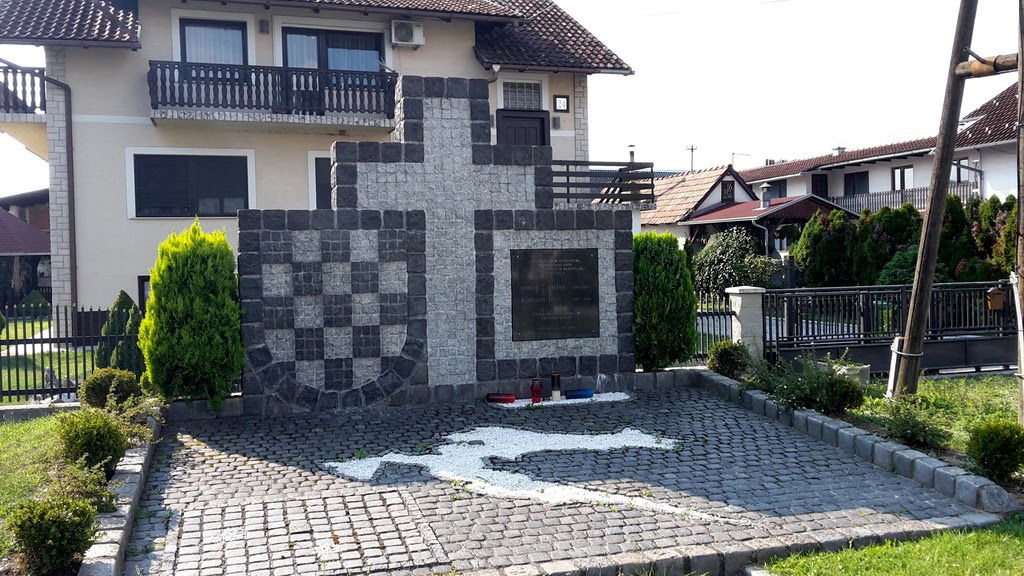 Spomenik palim domoljubima