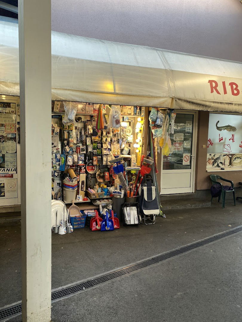 Пијаца Бежанијска Коса