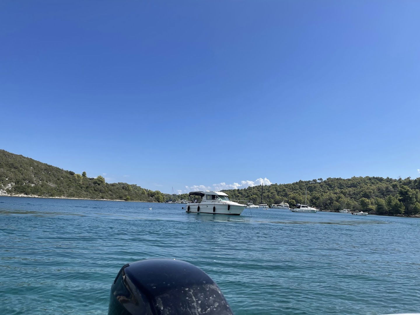 Ostaci kapele i ljetnikovca obitelji Racetin