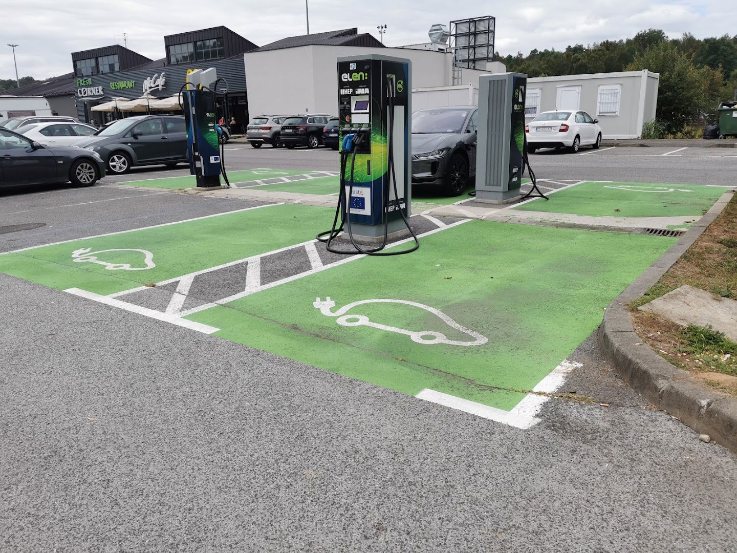 ELEN Charging Station