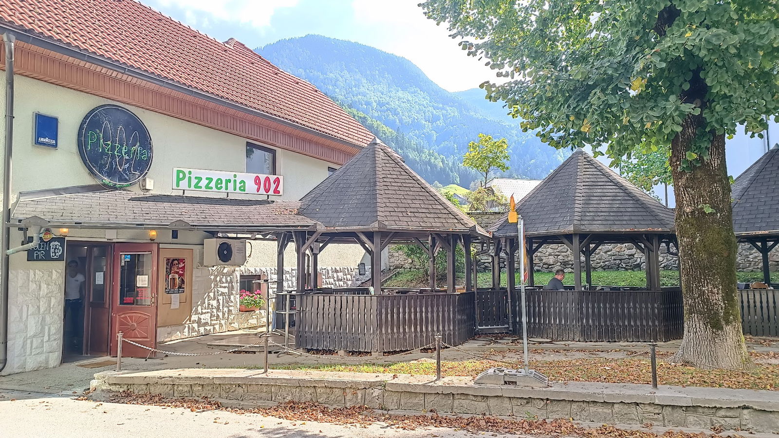 Pizzeria 902