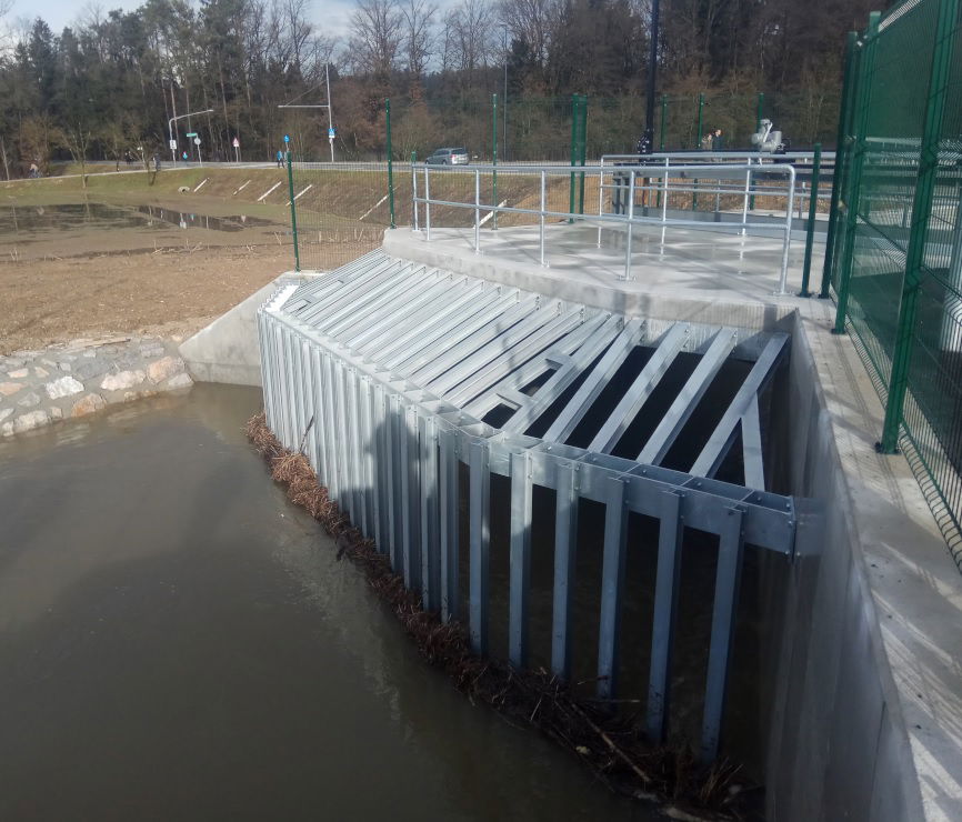 water barrier on Glinščica