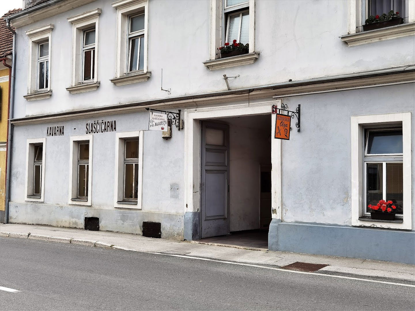 Moško in žensko frizerstvo salon Olga Olgica Prevolšek s.p.