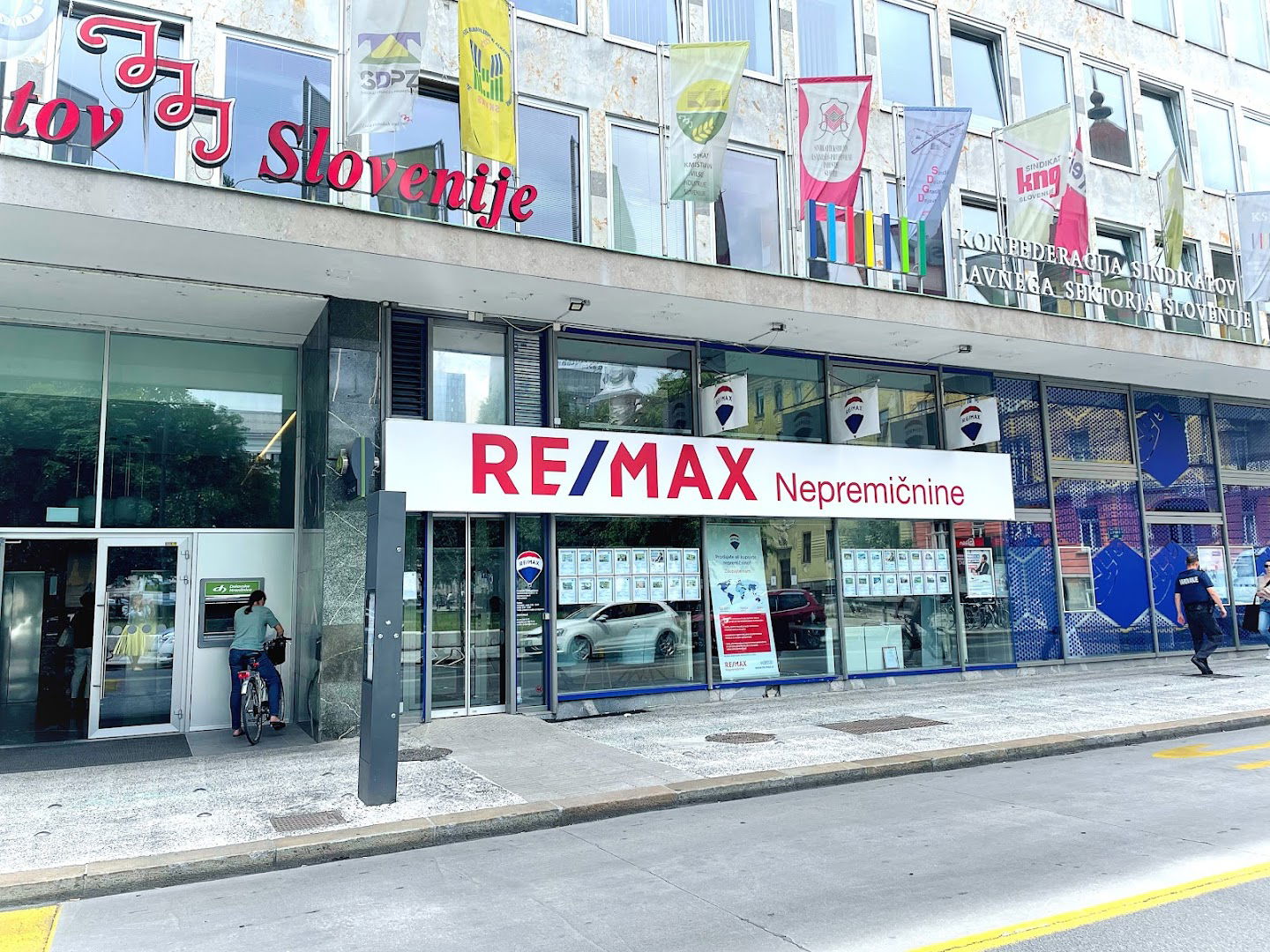 RE/MAX Ljubljana, Center