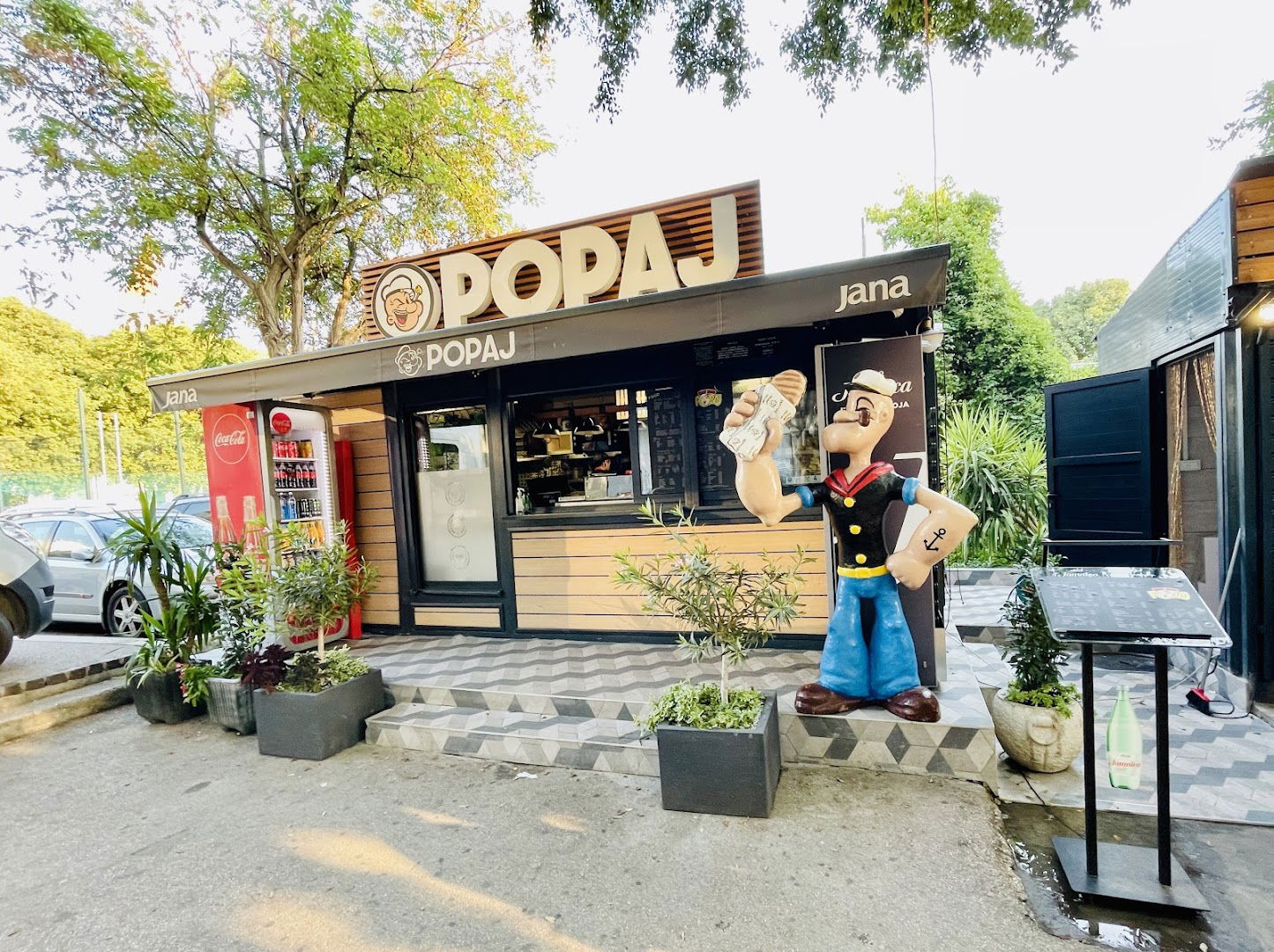 FAST FOOD POPAJ POJISANSKA