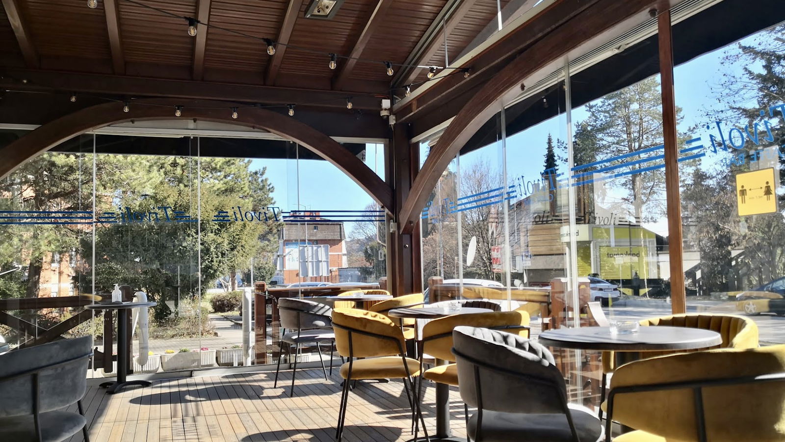 (Novo) Caffe Bar Tivoli