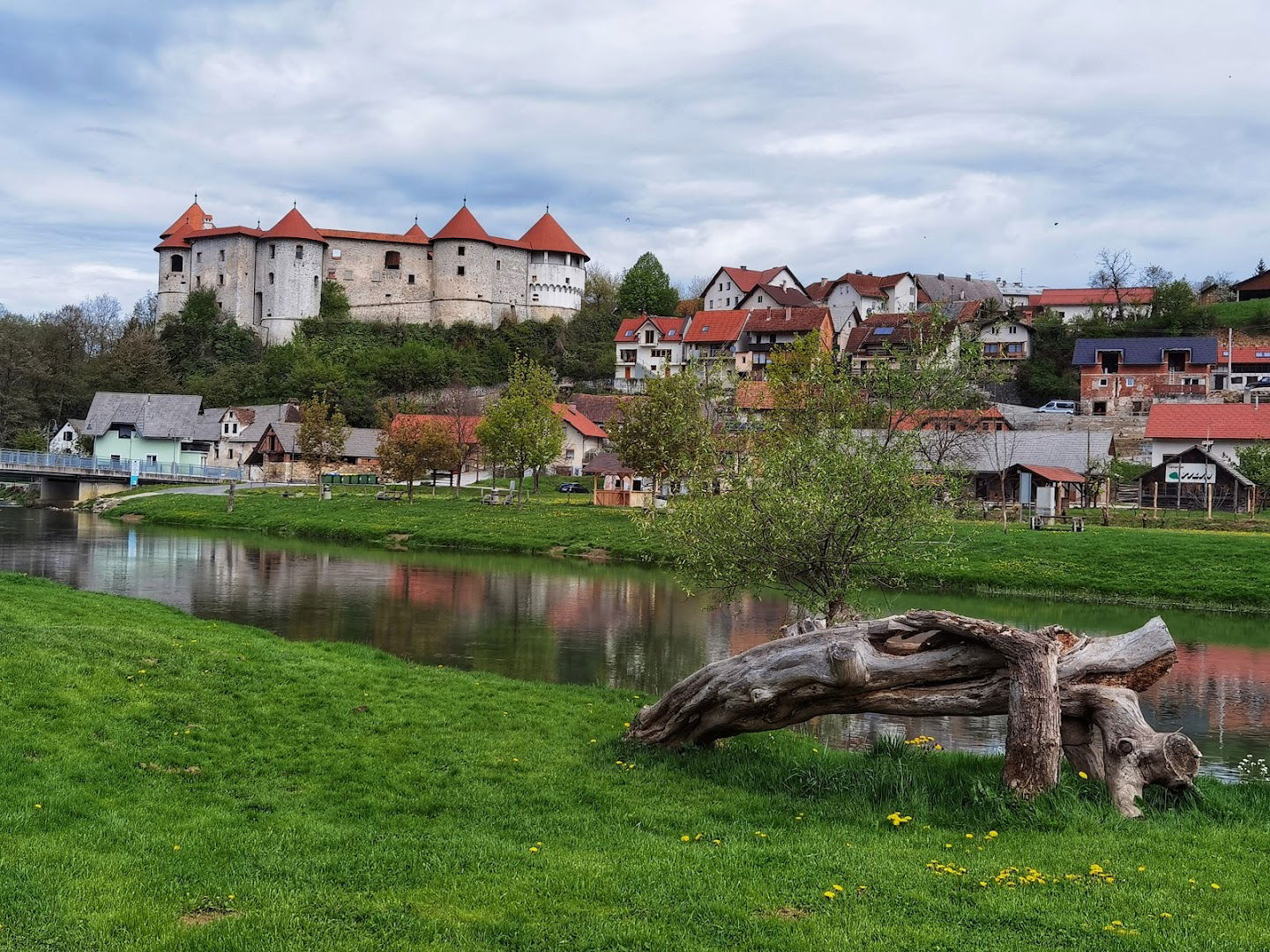 Rojstna hiša Janeza Vajkarda Auerspergerja