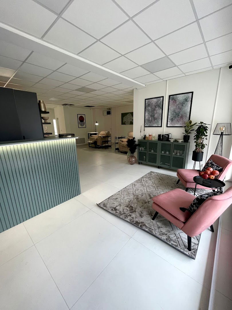 Elle Beauty by Elena Deuric