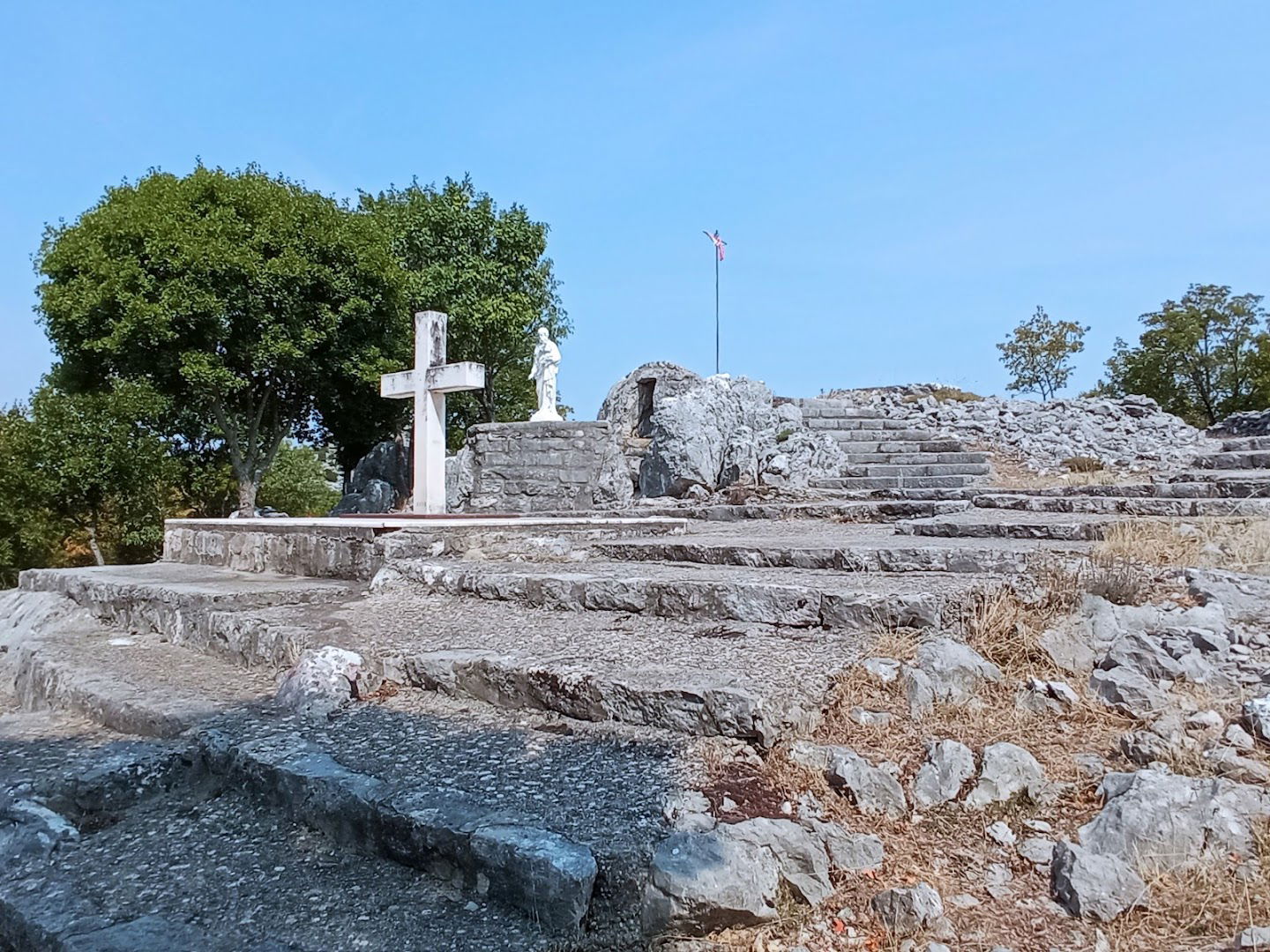 Križ na Zmijinoj glavici