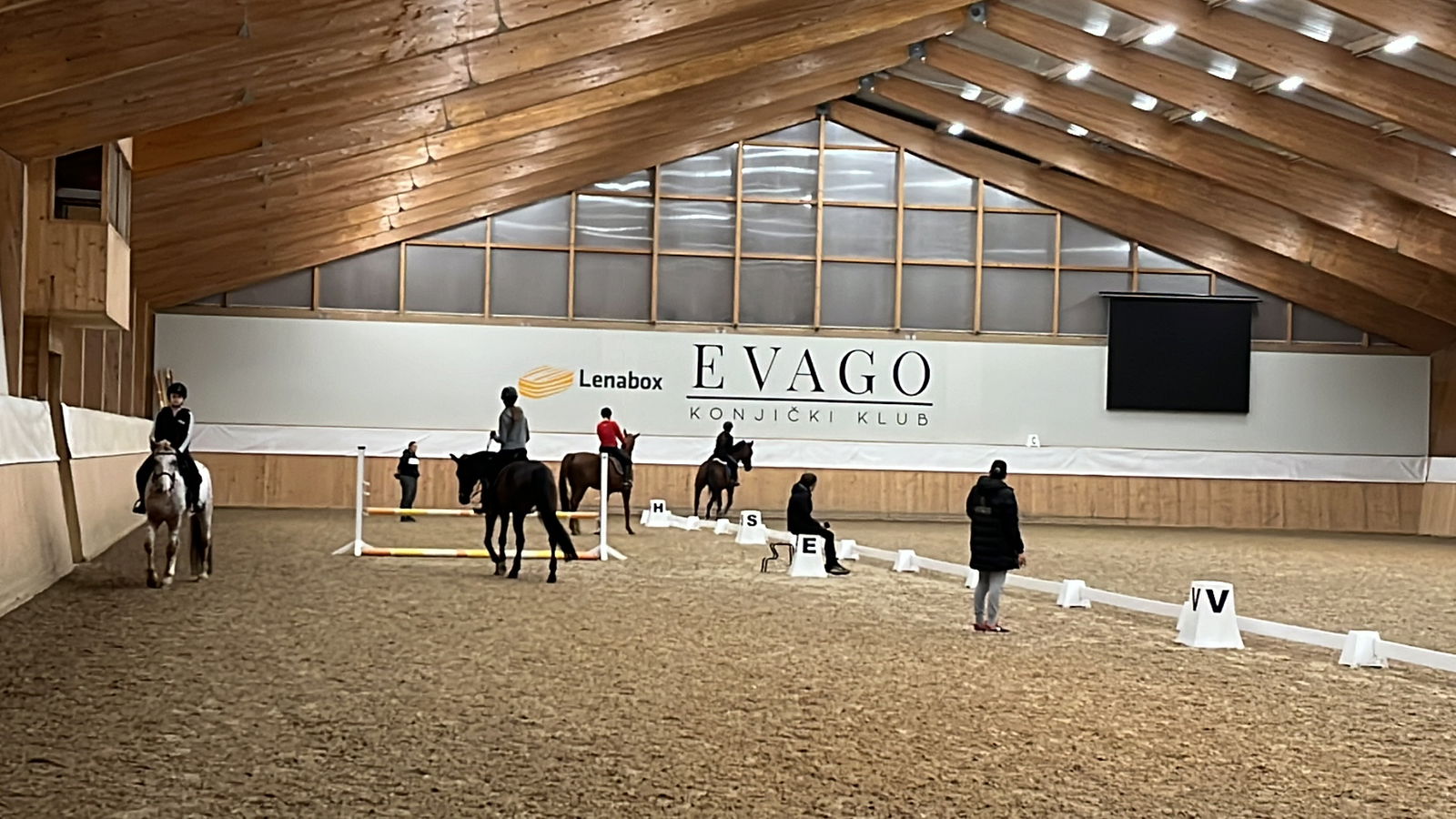 Konjički klub "Evago"