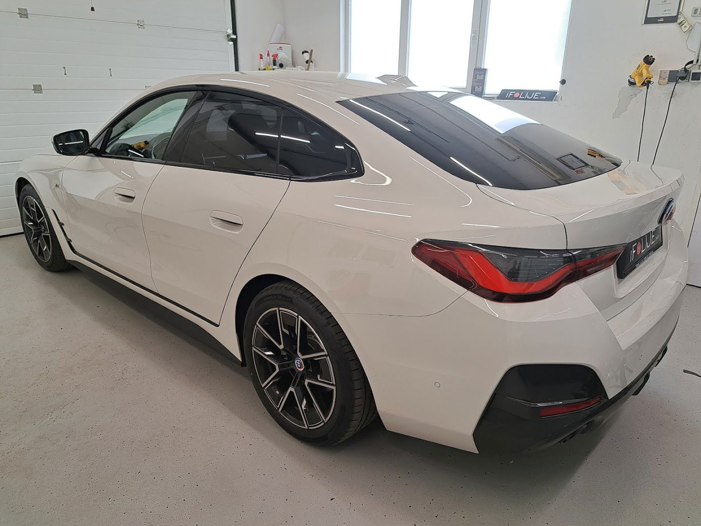 iFolije, obrt za usluge