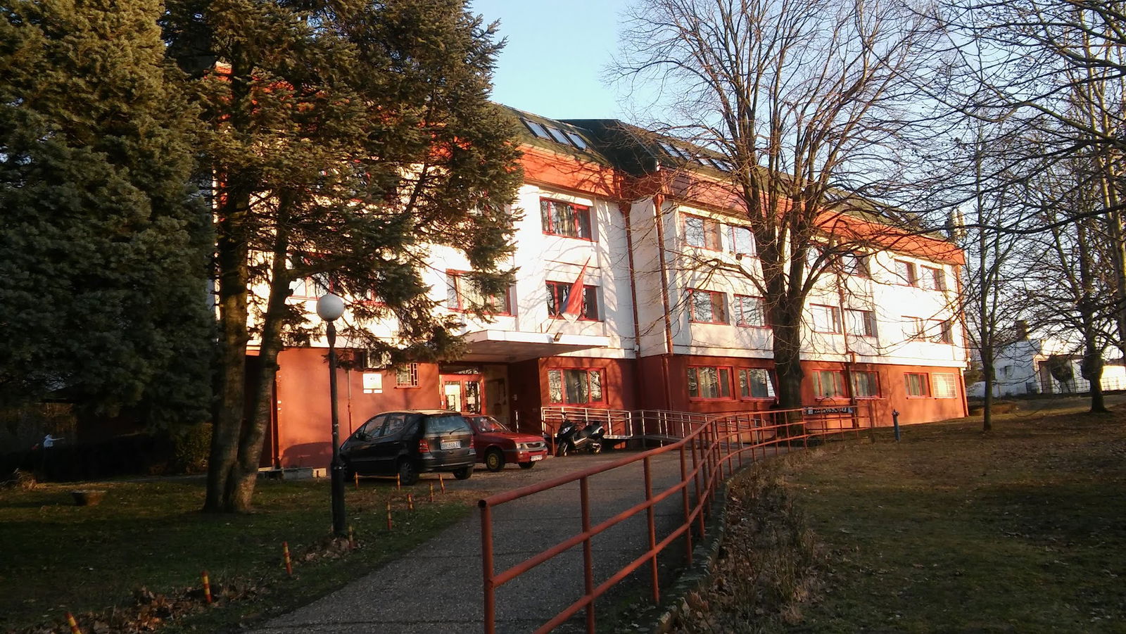 Студентски дом "Кошутњак"