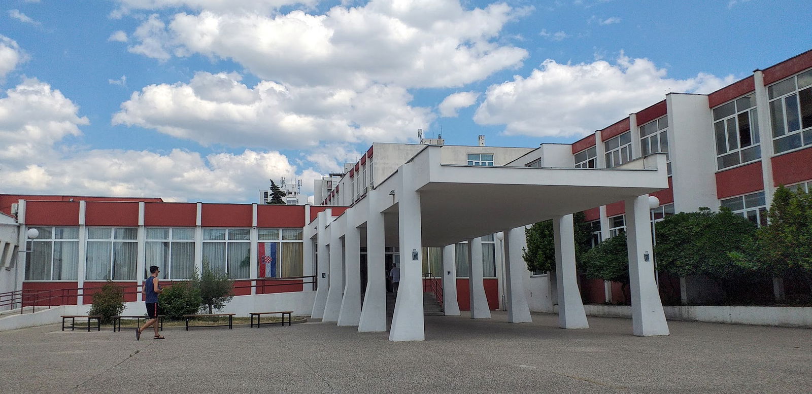 Elementary school Kman Kocunar