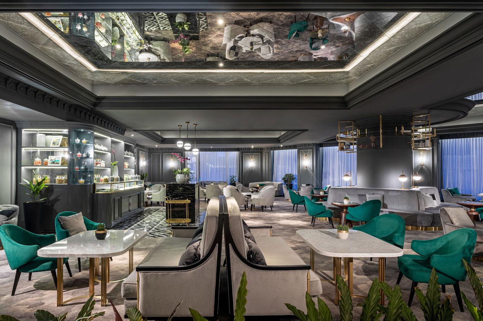 Tea House at Hyatt Regency Belgrade