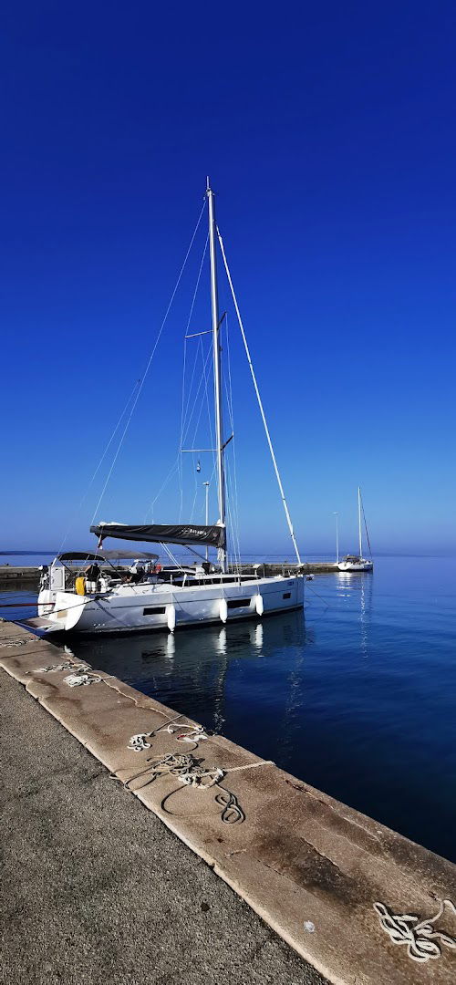 Sportska Lučica Olib