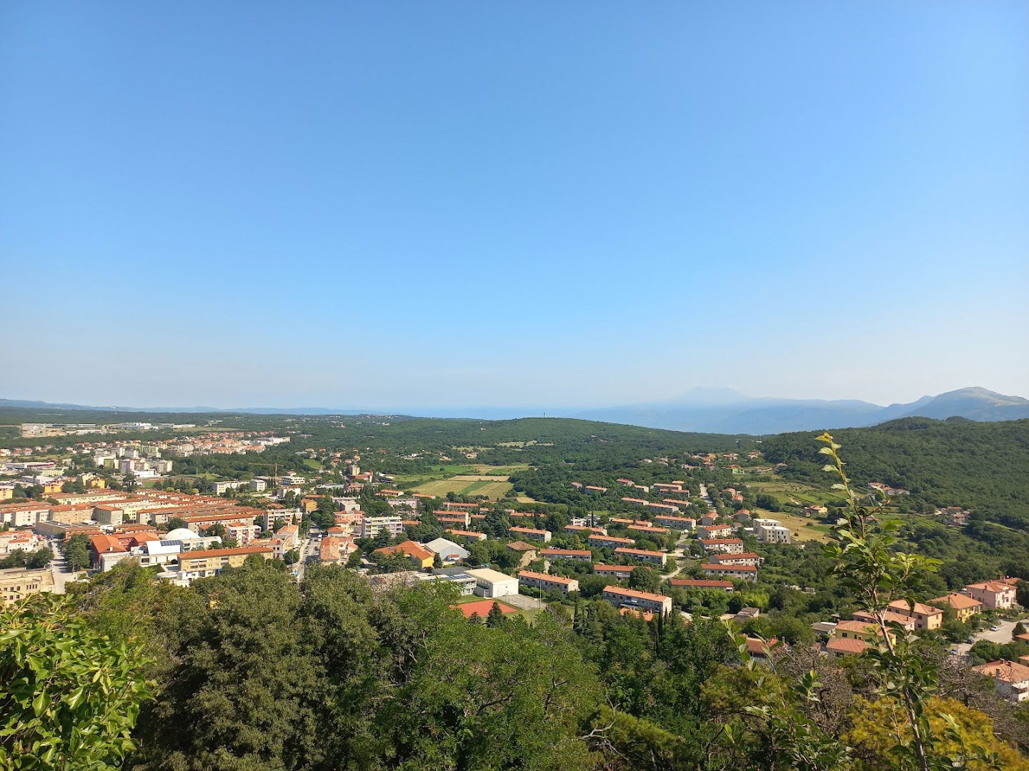 Parking Groblje Labin