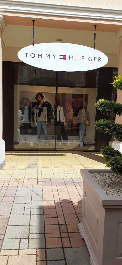 Tommy Hilfiger