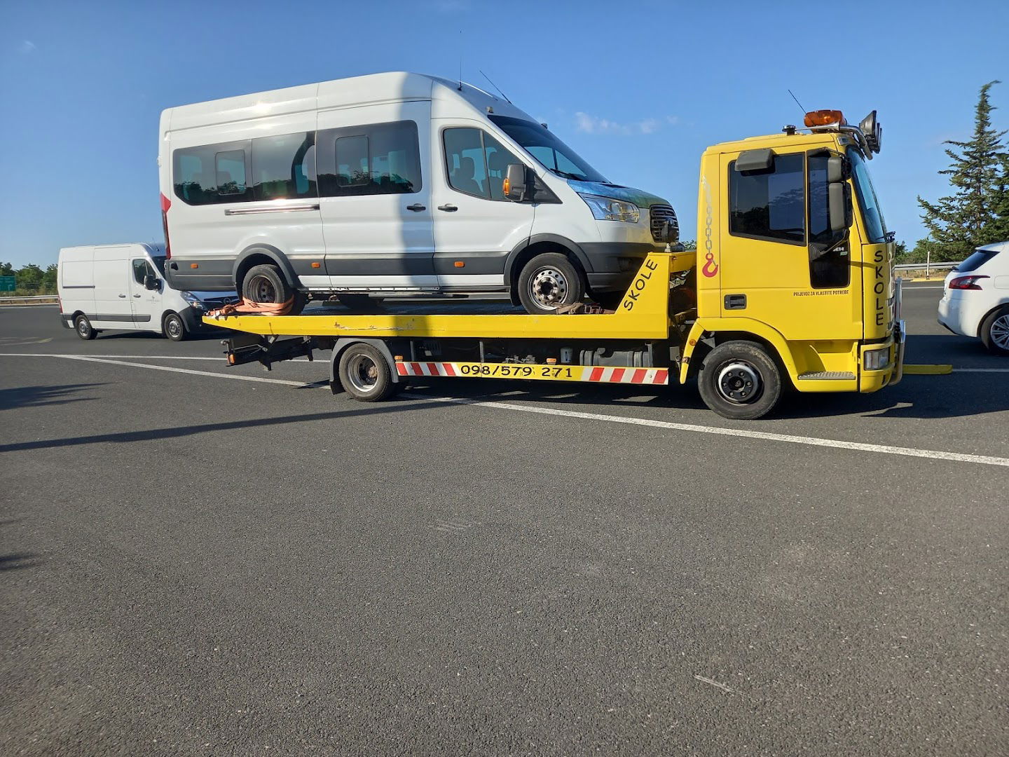 AutoSkole obrt za pomoć na cesti