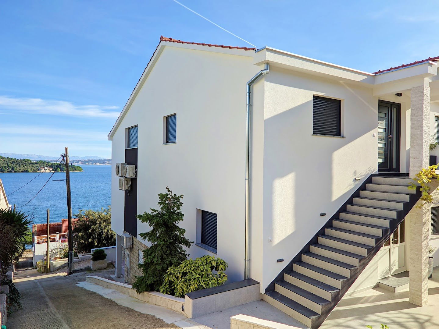 Luxury sunrise apartment