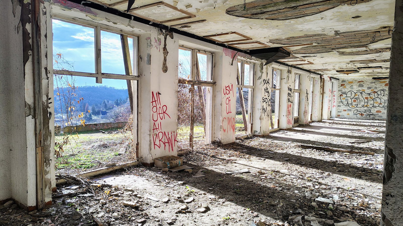 Hotel Ležimir (napušten)