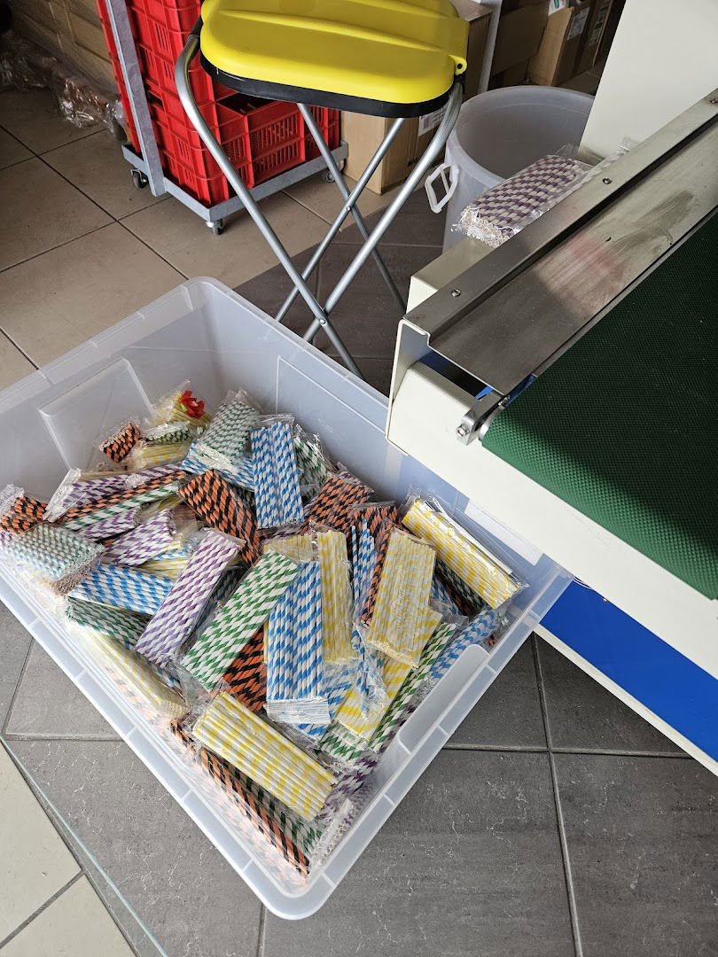 Reyes d.o.o. - " Tubo " Paper Straws