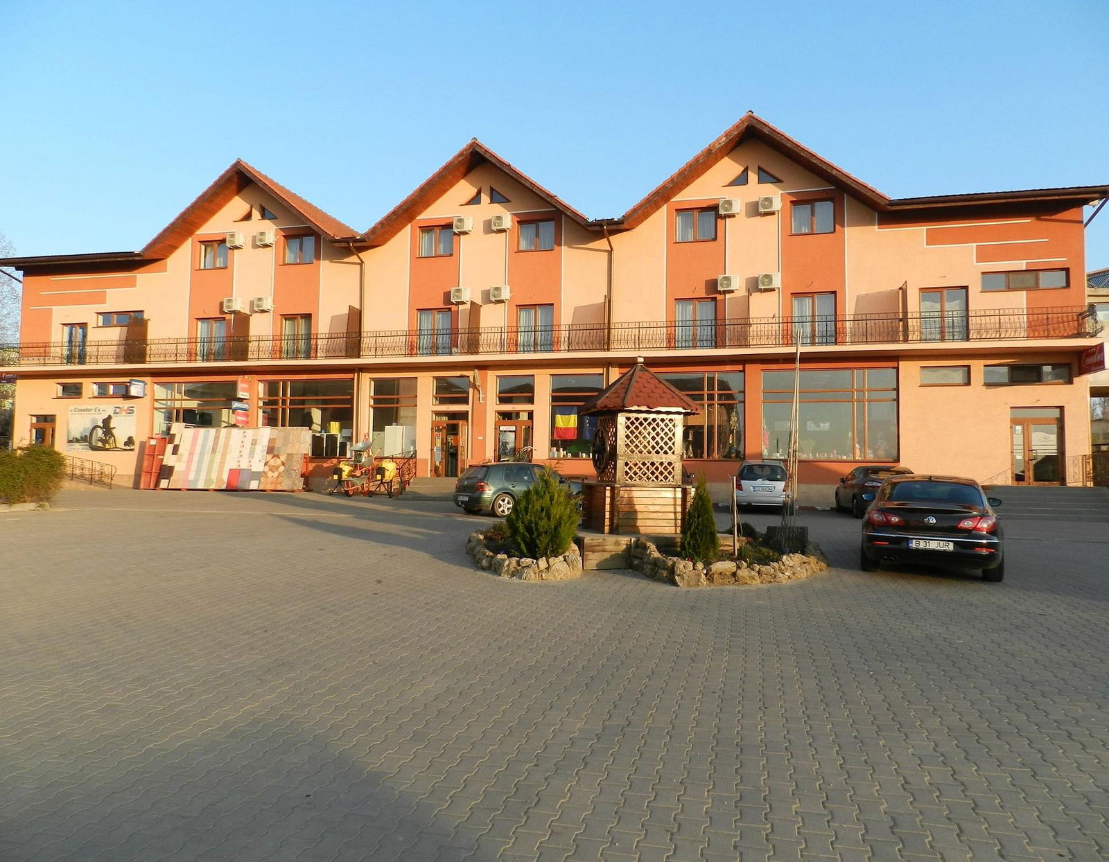 Condor Hotel