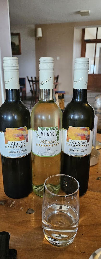 Caffe bar Mali Paris