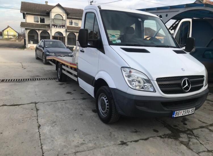 Šlep Služba Samuraj Ub