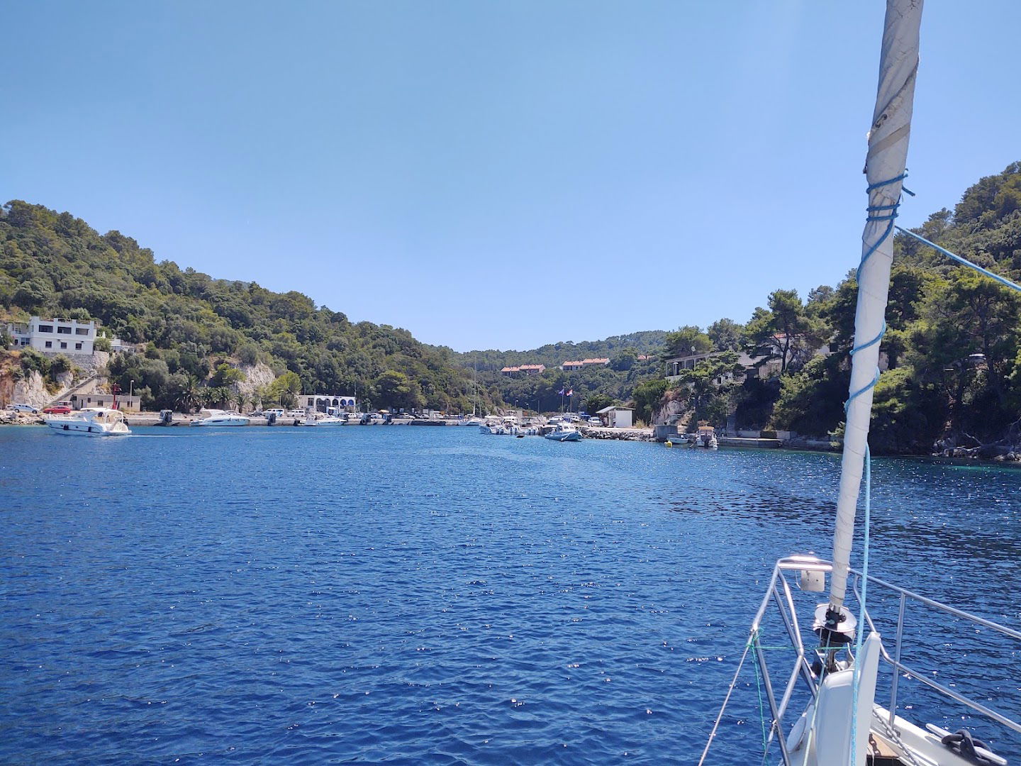 Lučka kapetanija Dubrovnik - ispostava Lastovo