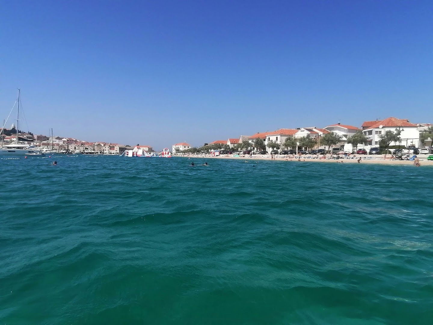 „Aqualifter"- automatizirano pomagalo za osobe s invaliditetom