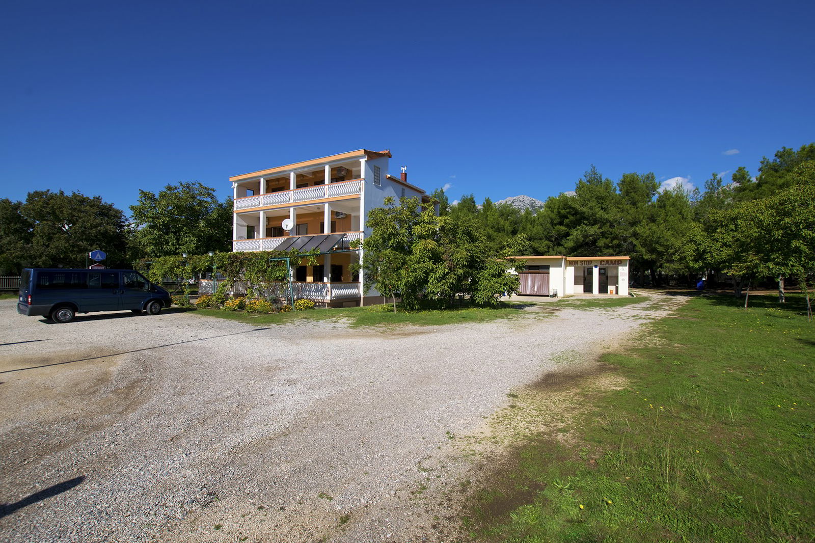 Apartments and Camping Vesna