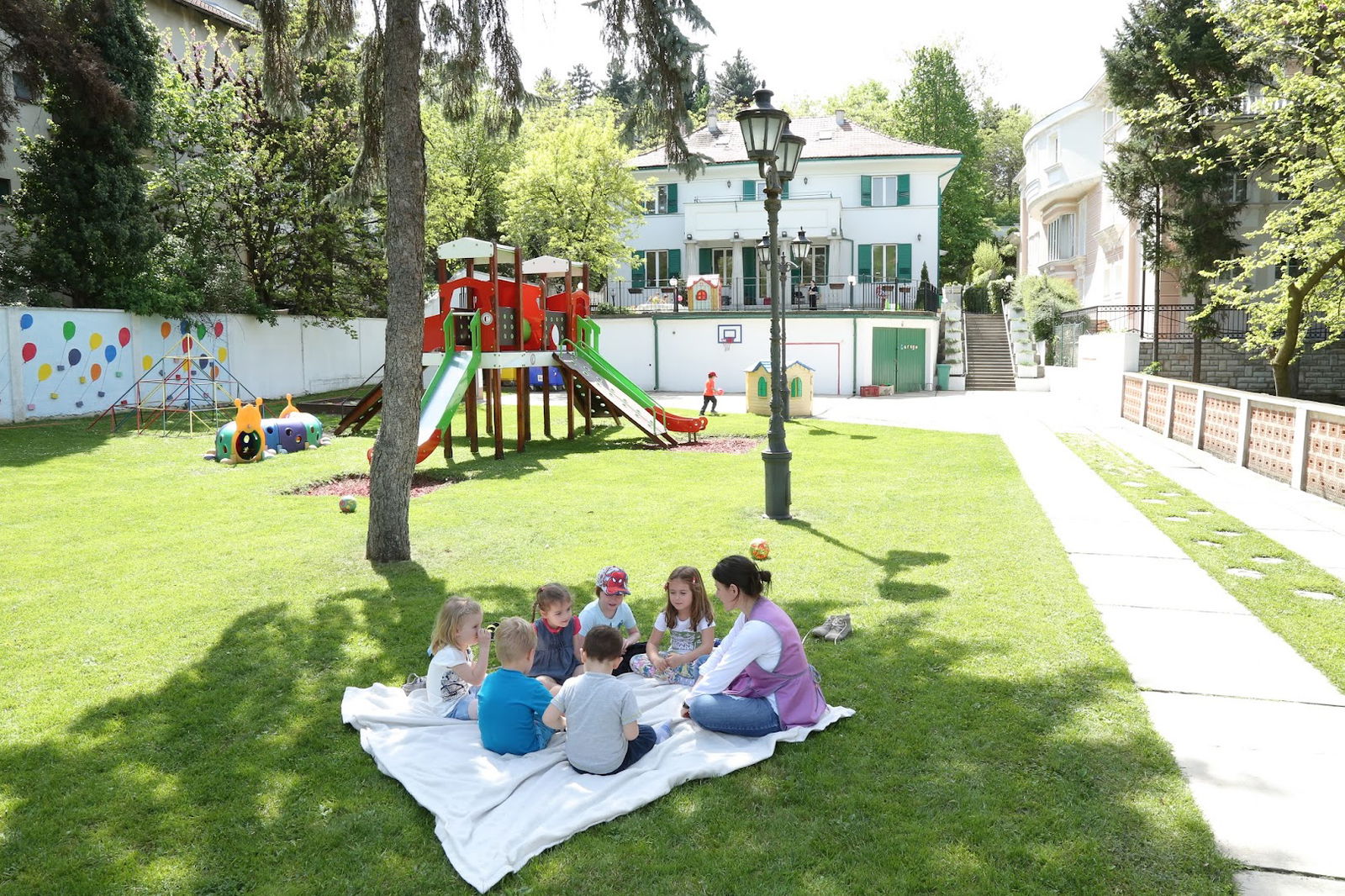 Chartwell International School