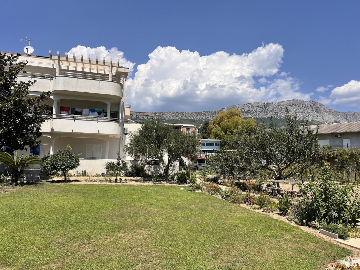 Villa-Apartments Karmel