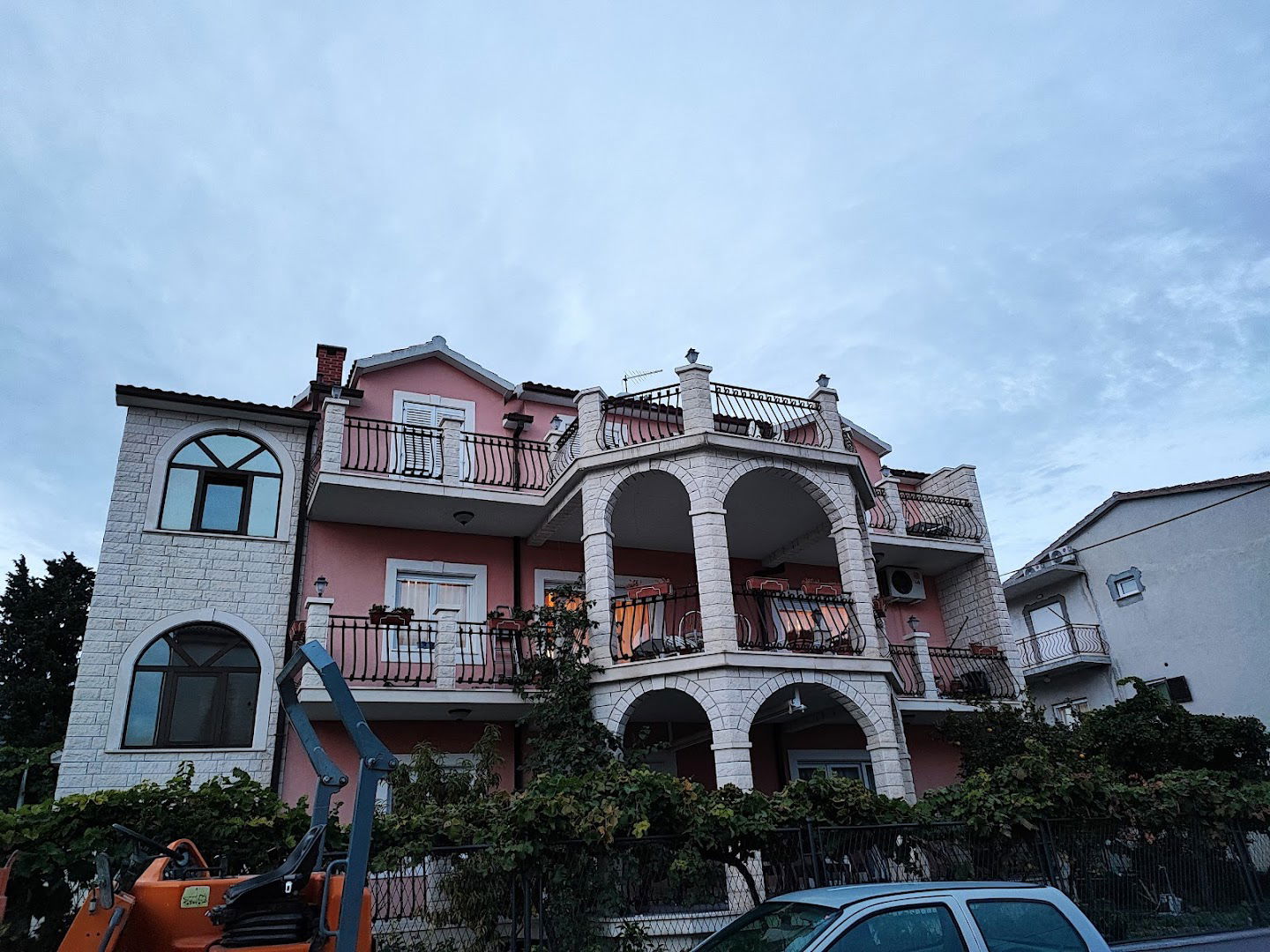 Apartments Villa Paradise