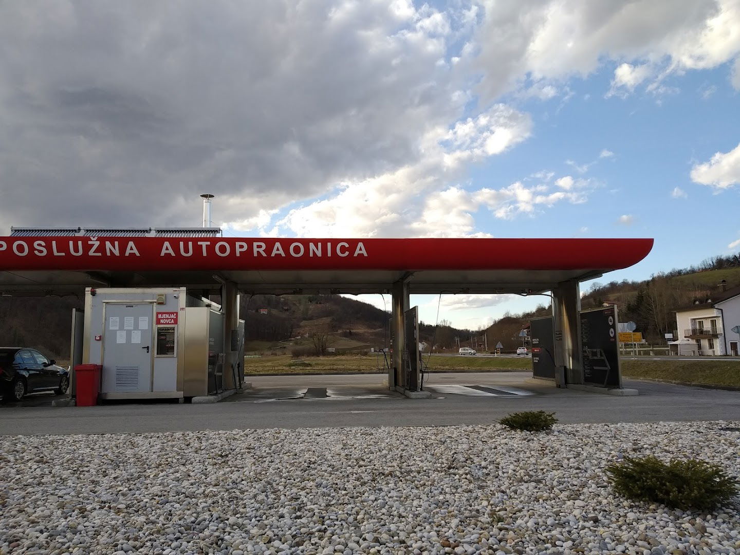 Samoposlužna Autopraonica